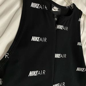 NikeAir Top